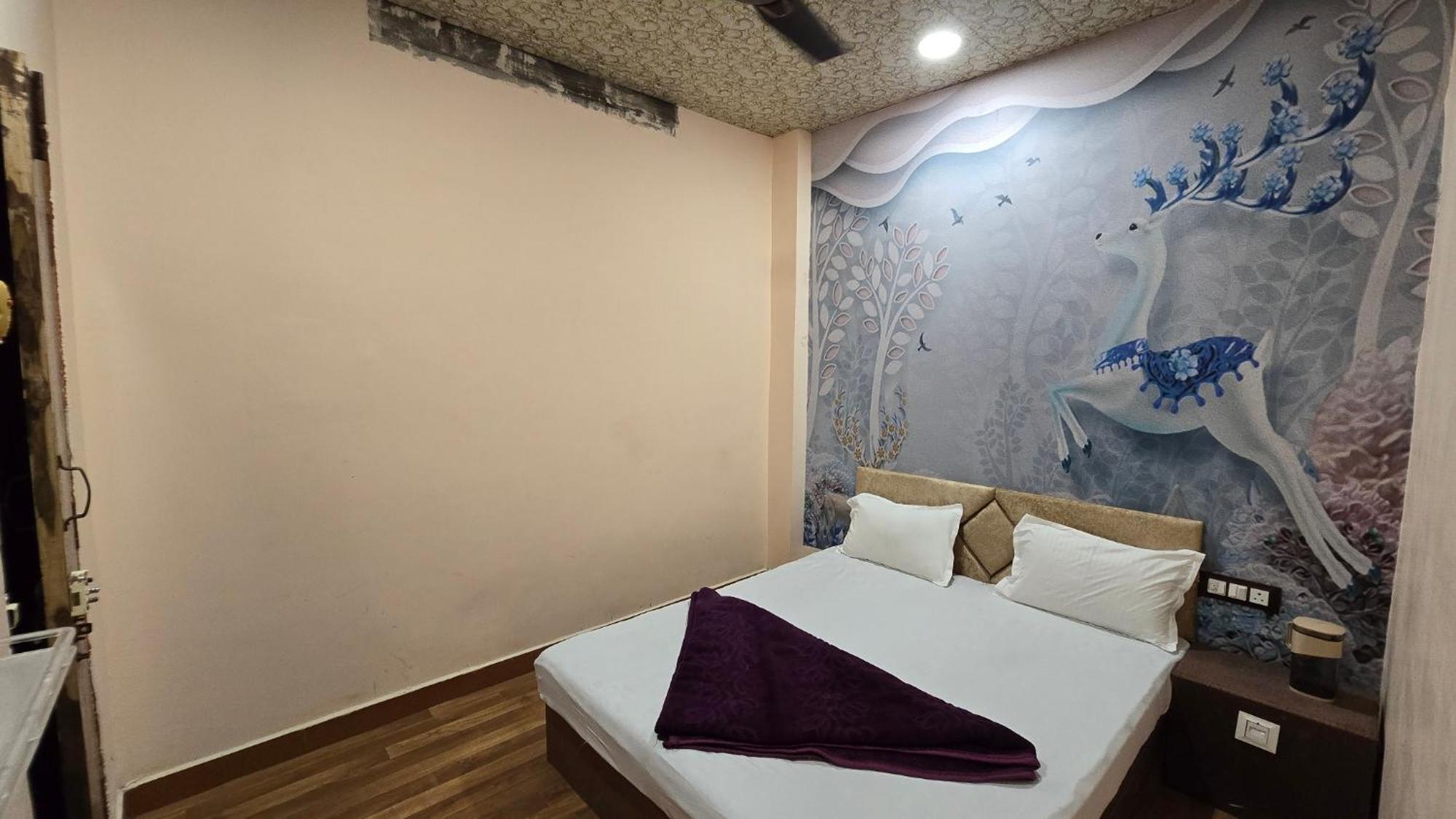 Hotel Maheshwari Green'S Ujjain Extérieur photo