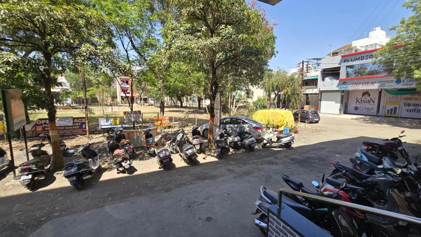 Hotel Maheshwari Green'S Ujjain Extérieur photo